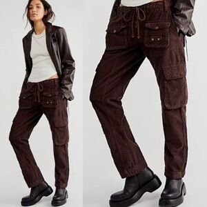 NWOT “FREE PEOPLE” RARE TAHITI Cargo Pants Dark Brown Corduroy SZ: L